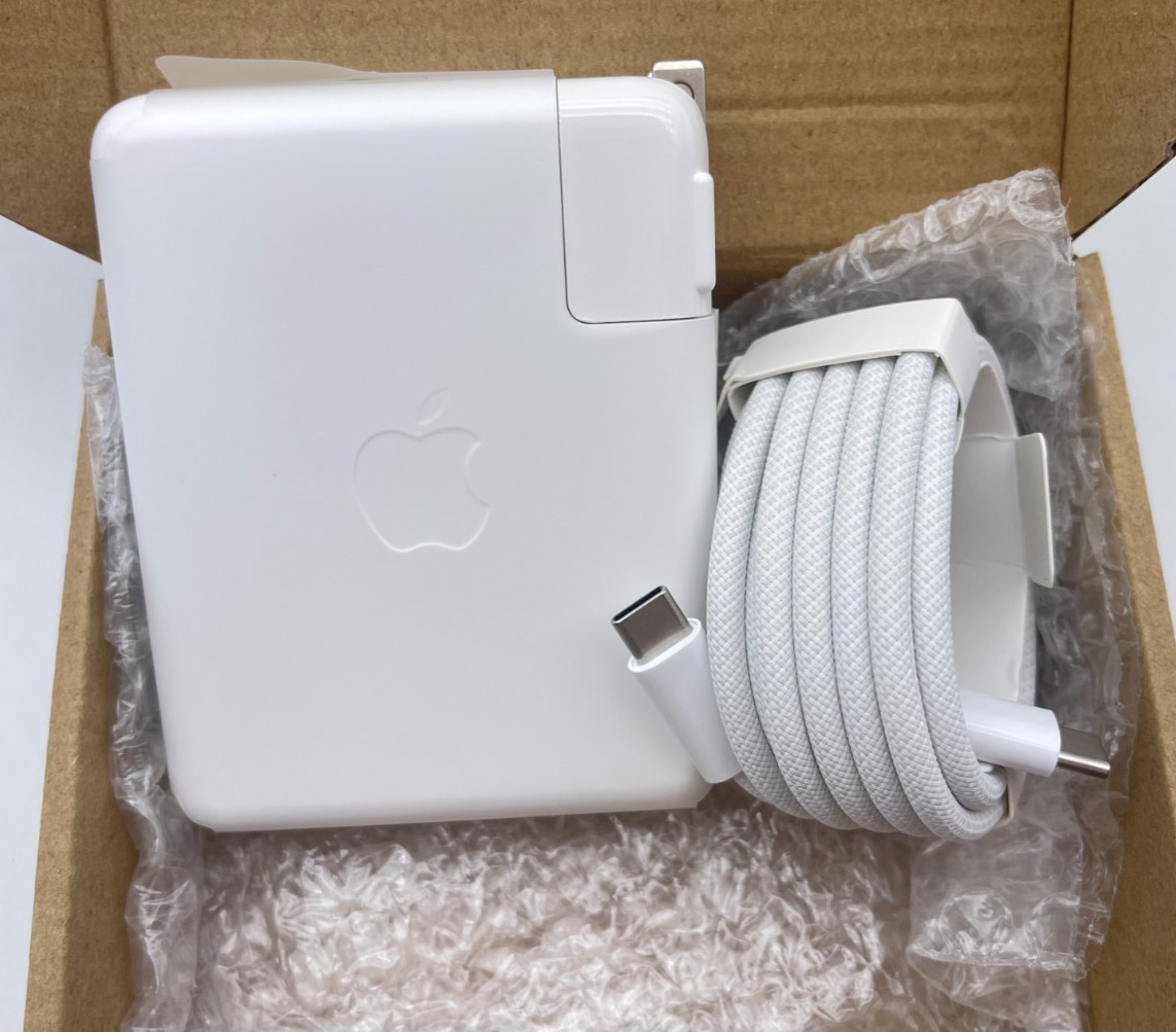 OEM 140W Charger withCable For Apple MacBook Pro (14‑inch, M2, 2023) A2442 A2485