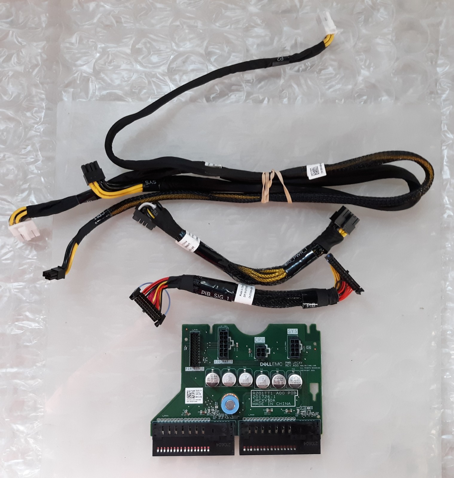 Dell EMC Power Distribution Board w/ Power +Signal + Sideband + PIB Cables
