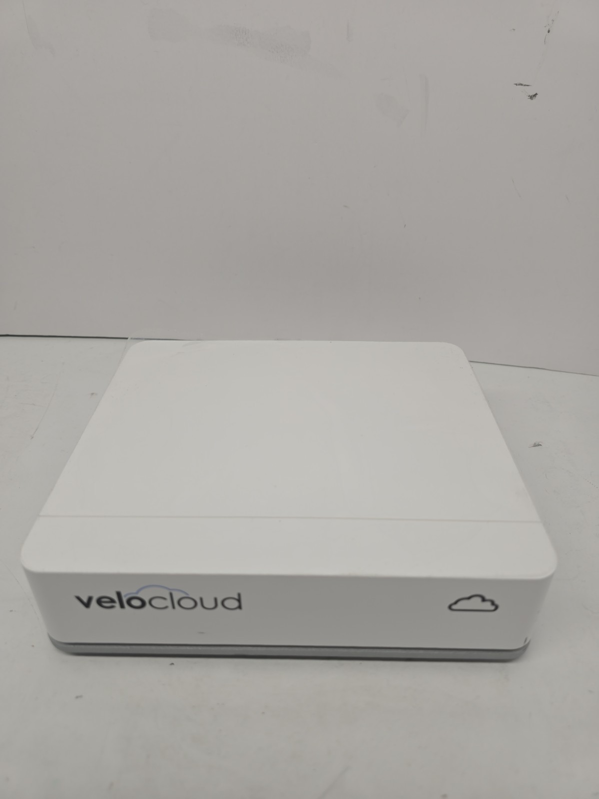 VeloCloud EDGE 5X0 540-AC Virtual Cloud Network Wireless Gateway