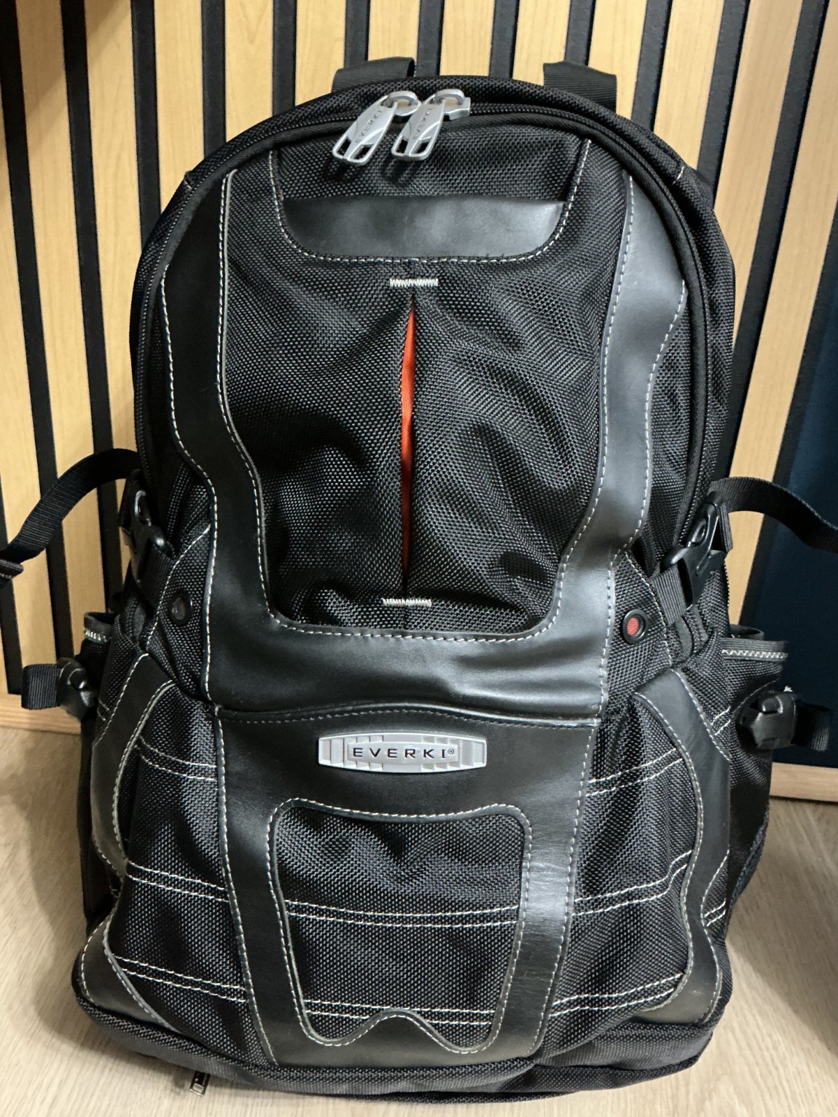 CONCEPT 2 BACKPACK Premium Travel Laptop Backpack,  17.3-Inch EКP133