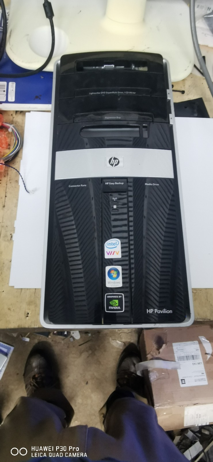 hp pavilion m9040n front Bezel