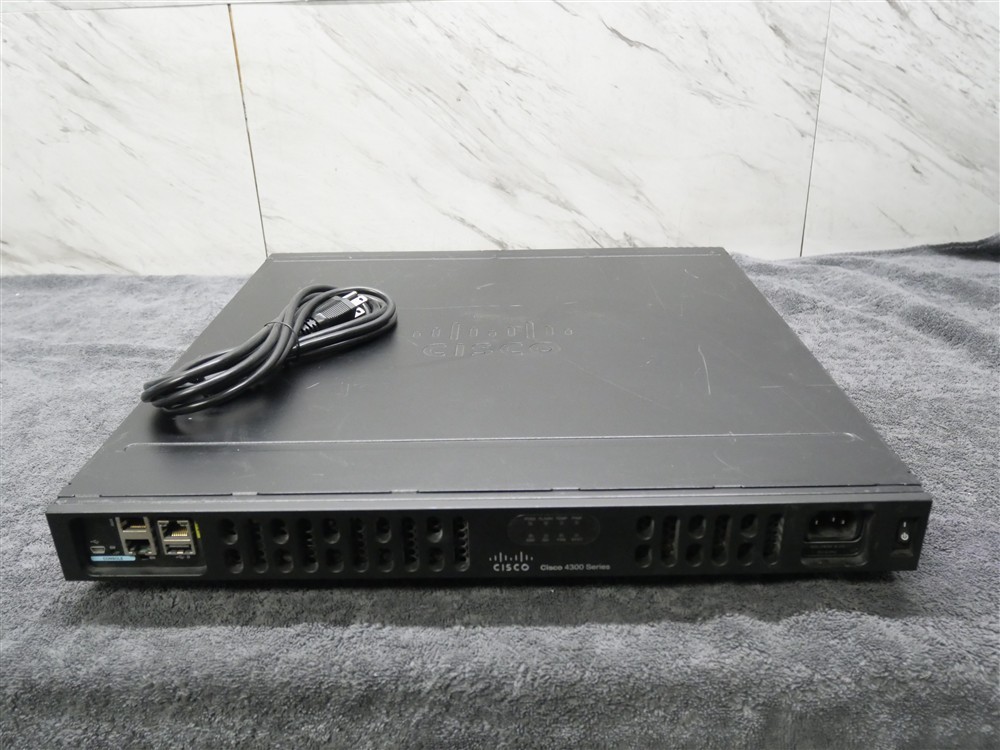 CISCO 4300 Series ISR4331 Integrated Services Router ISR4331/K9 TESTED