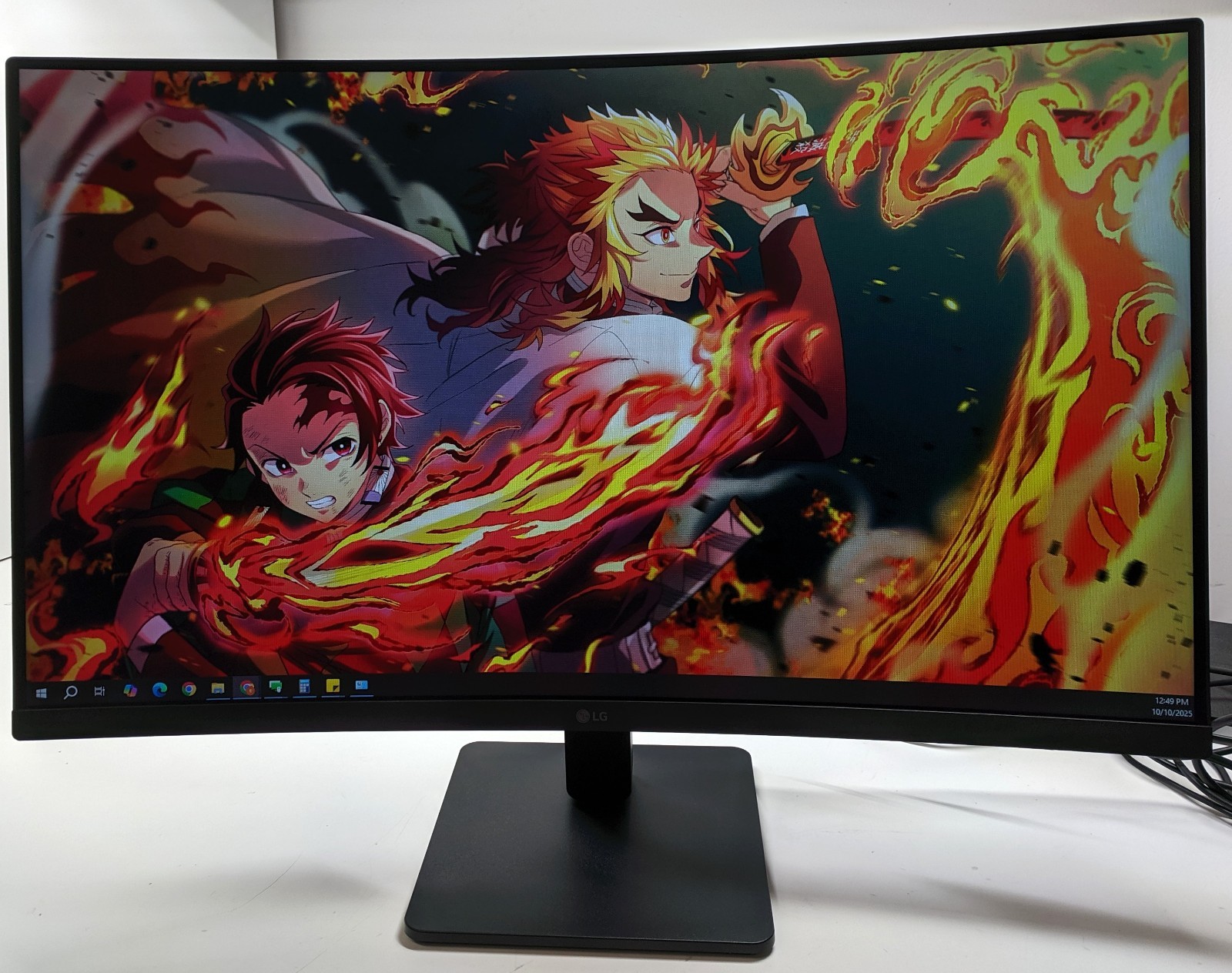 LG 32MR50C-B 32 In Class Full HD Curved Screen LCD Monitor