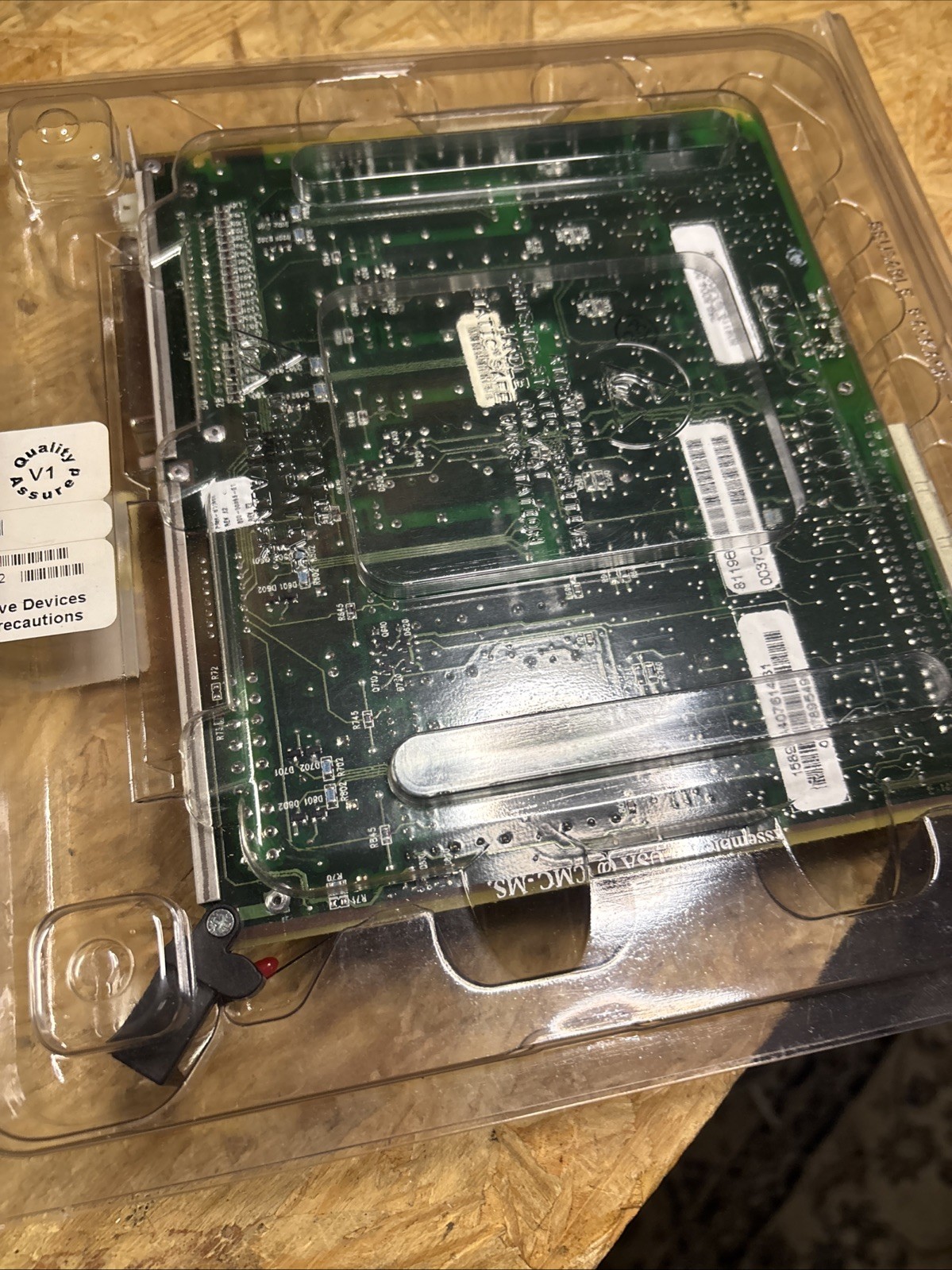 Motorola DSPREM811960 NETWORK PRODUCTS CHANNEL BANKS 8 PORT 4W E M TO EXT RANGE