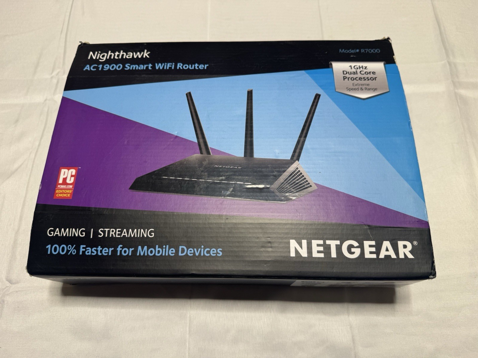 NETGEAR Nighthawk AC1900 Smart WiFi Router (‎R7000-100NAS)