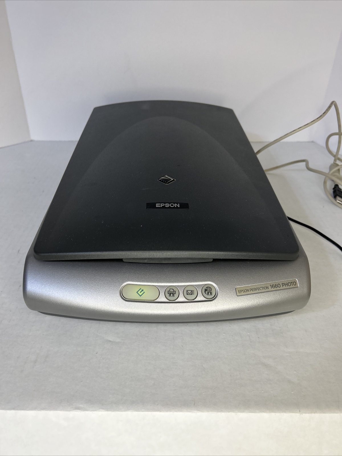 Epson Perfection 1660 Flatbed Photo Scanner with Power Adapter Model J112A