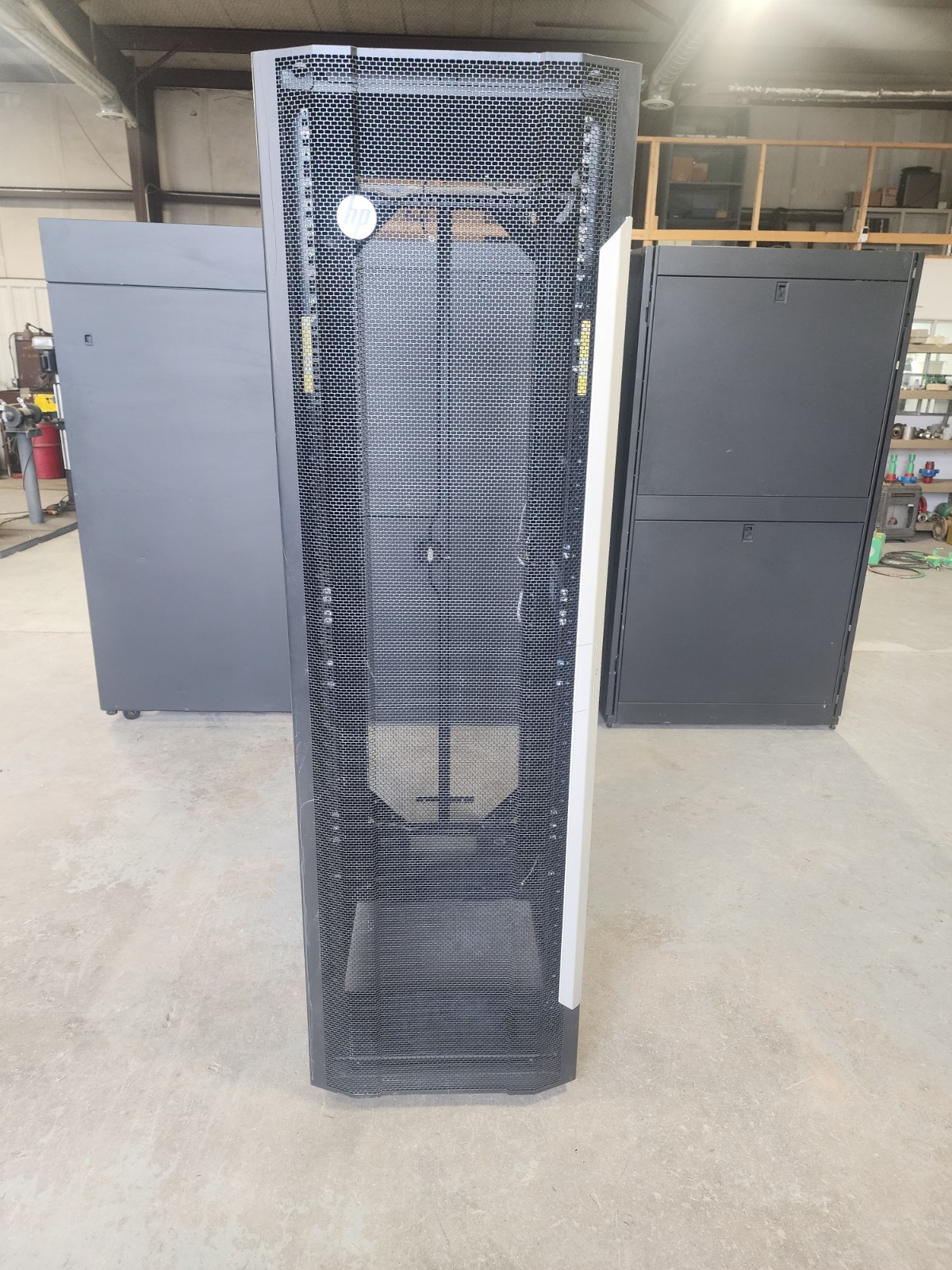 HP 42U server rack 42UX600WX1075D