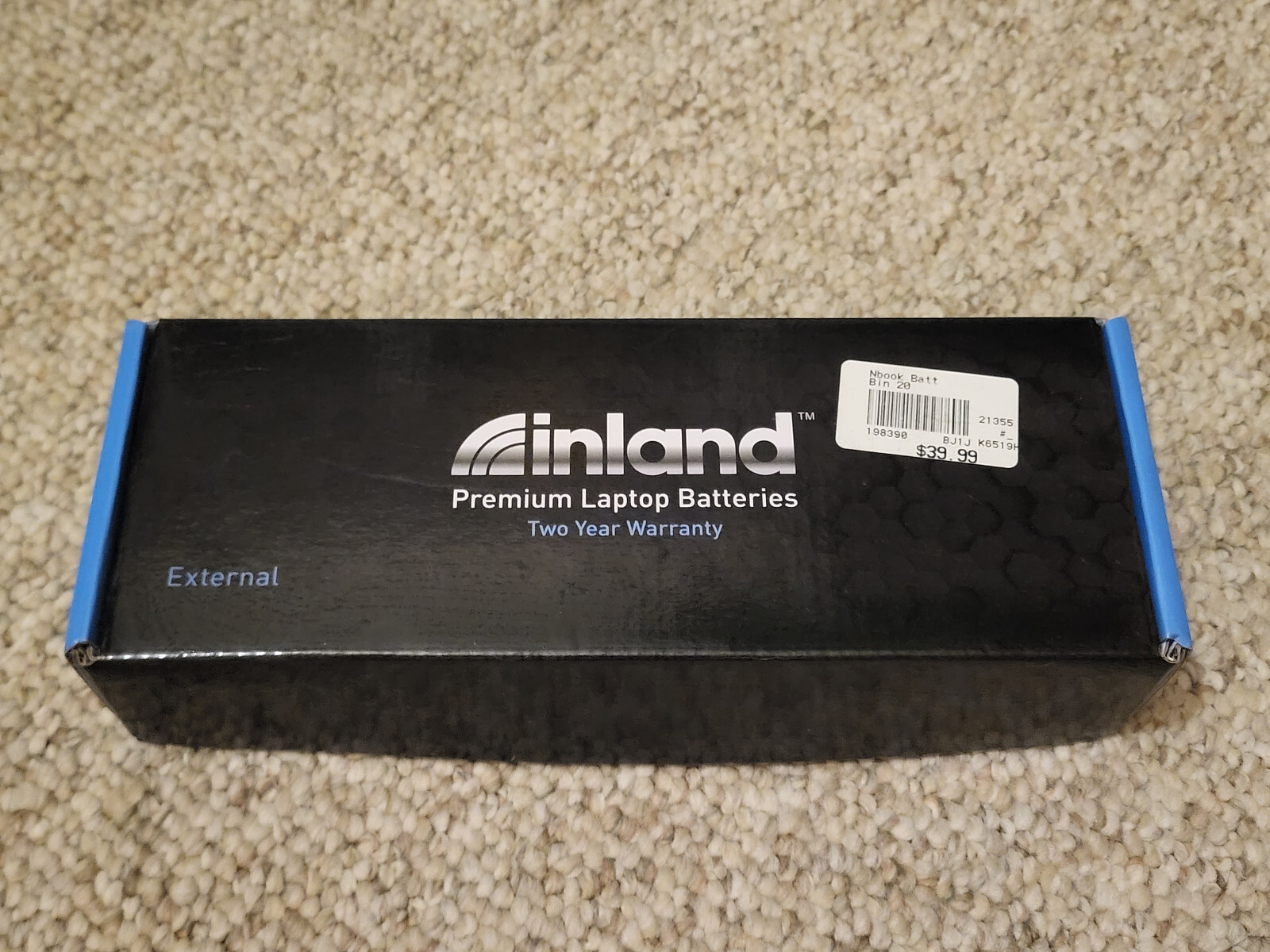 New in Box Inland Premium Replacement External Laptop Battery CC06 Li-ion 10.8V