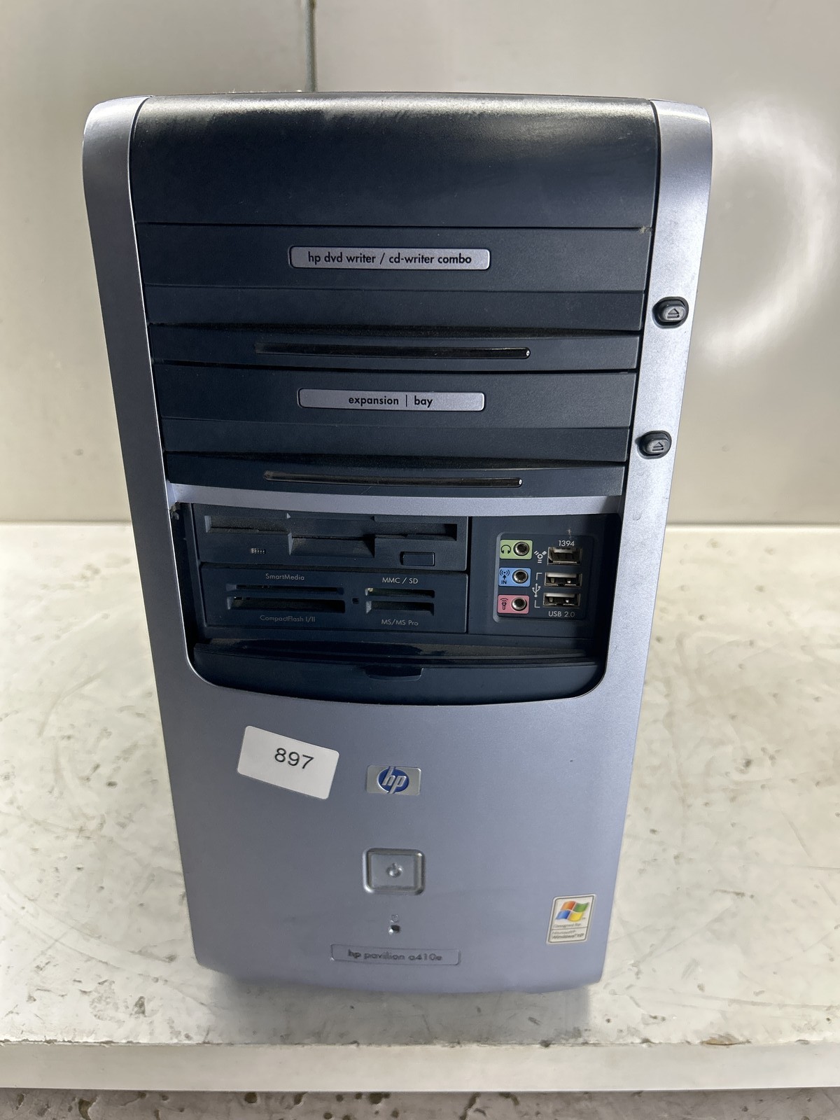 HP Pavilion a410e AMD Athlon XP 2600+ 1.91GHz 512MB NO HDD