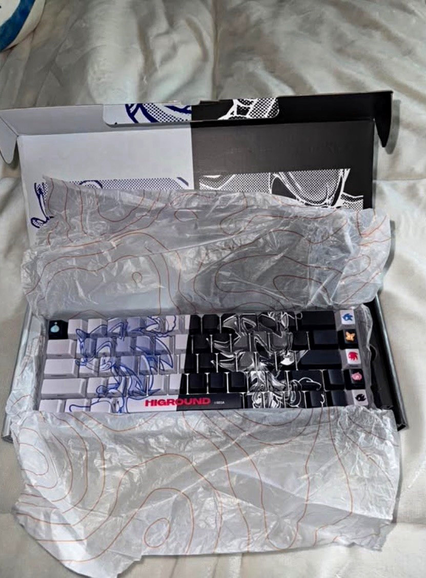 Higround x Sonic the Hedgehog Adventure Mechanical Keyboard Gray/Black English