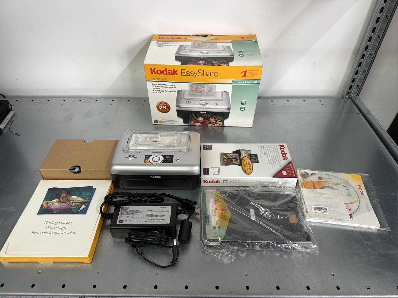 NIB 2005 Kodak Easy Share Printer Dock Series 3, Open Box, Very Good Condition