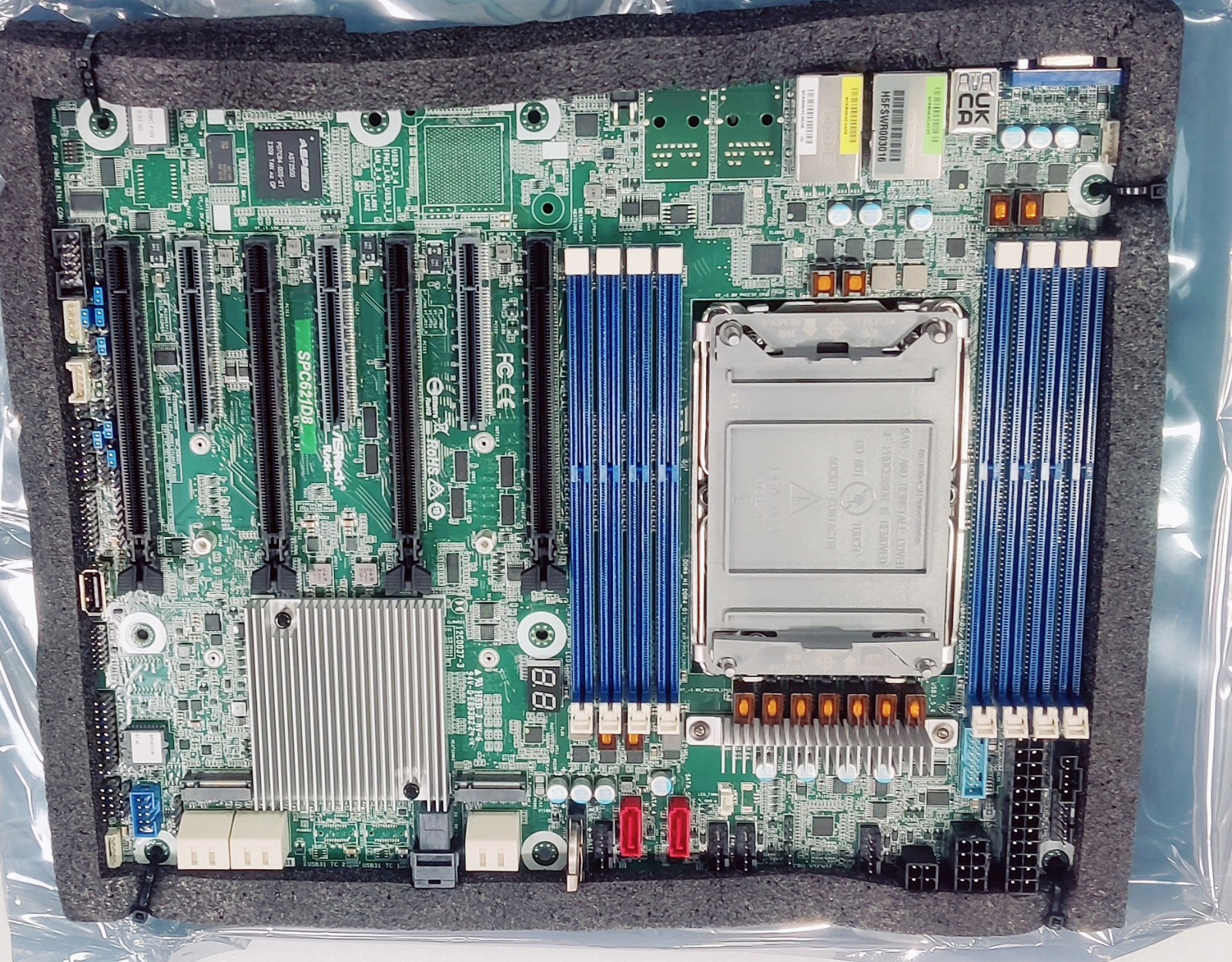 AsRock Rack SPC621D8 ATX Server MB Single Socket P+3rd Gen Intel® Xeon® Scalable
