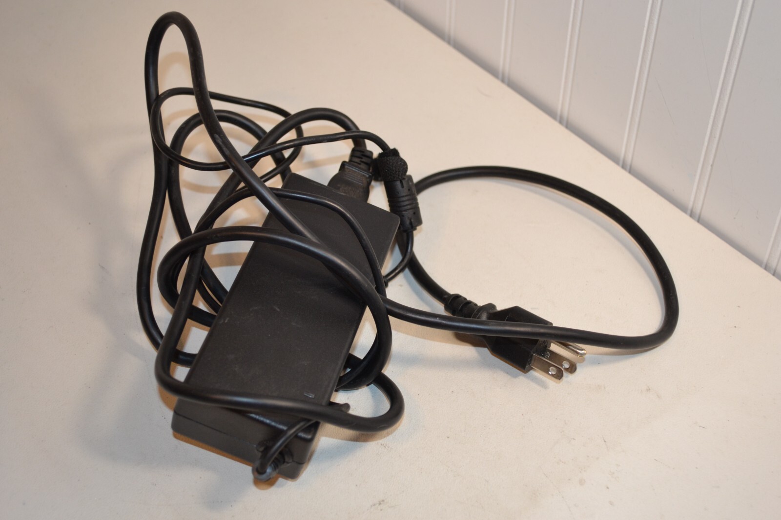 Genuine 120W Edac 20.5V 5.85A AC Adapter Power Supply EA11013M-205 w/Power Cord
