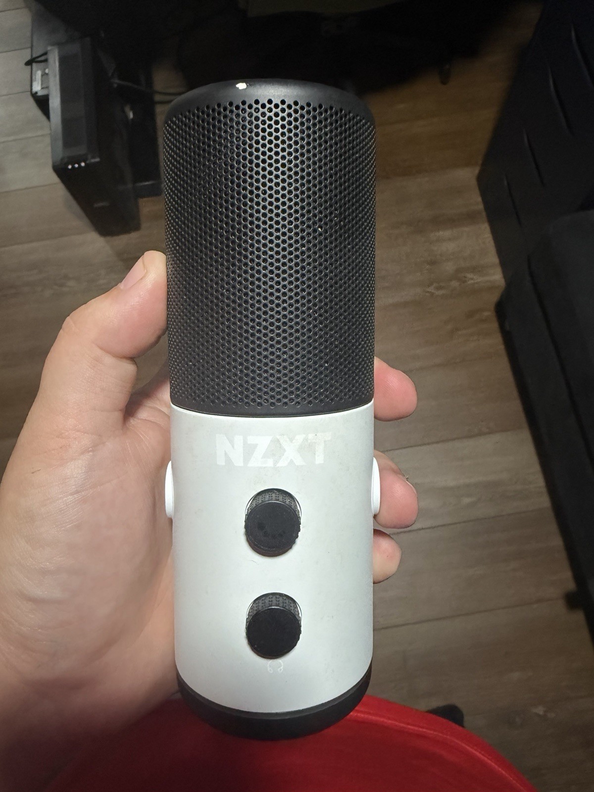 NZXT Capsule AP-WUMIC-B1 USB Cardioid Streaming Gaming Microphone