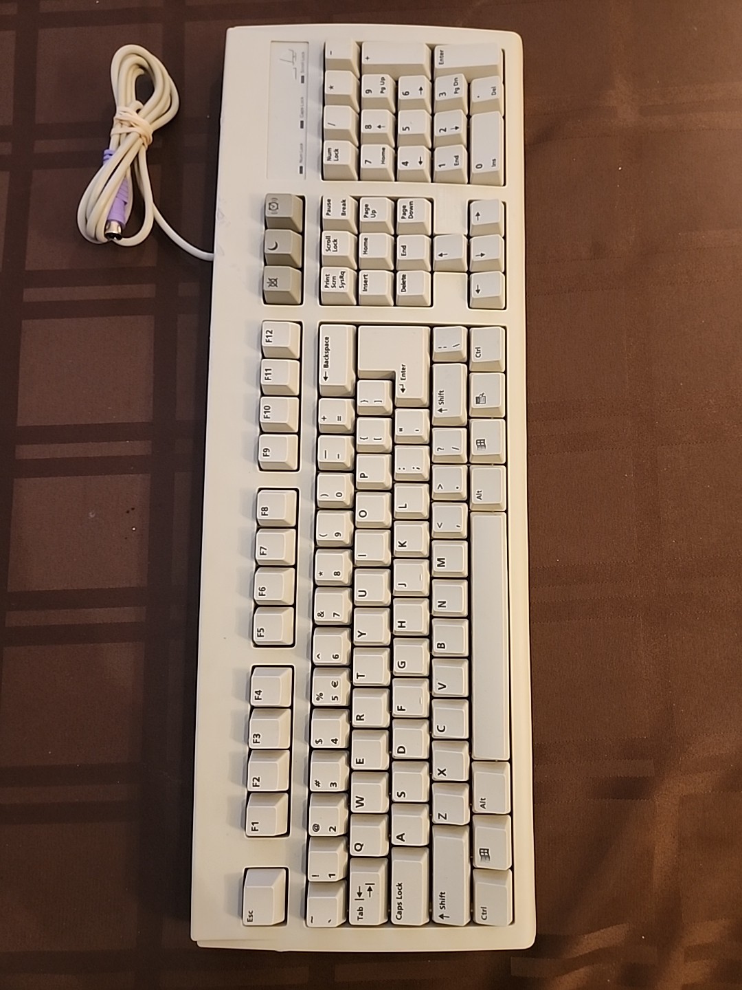 Vintage BTC Model 5201 Keyboard