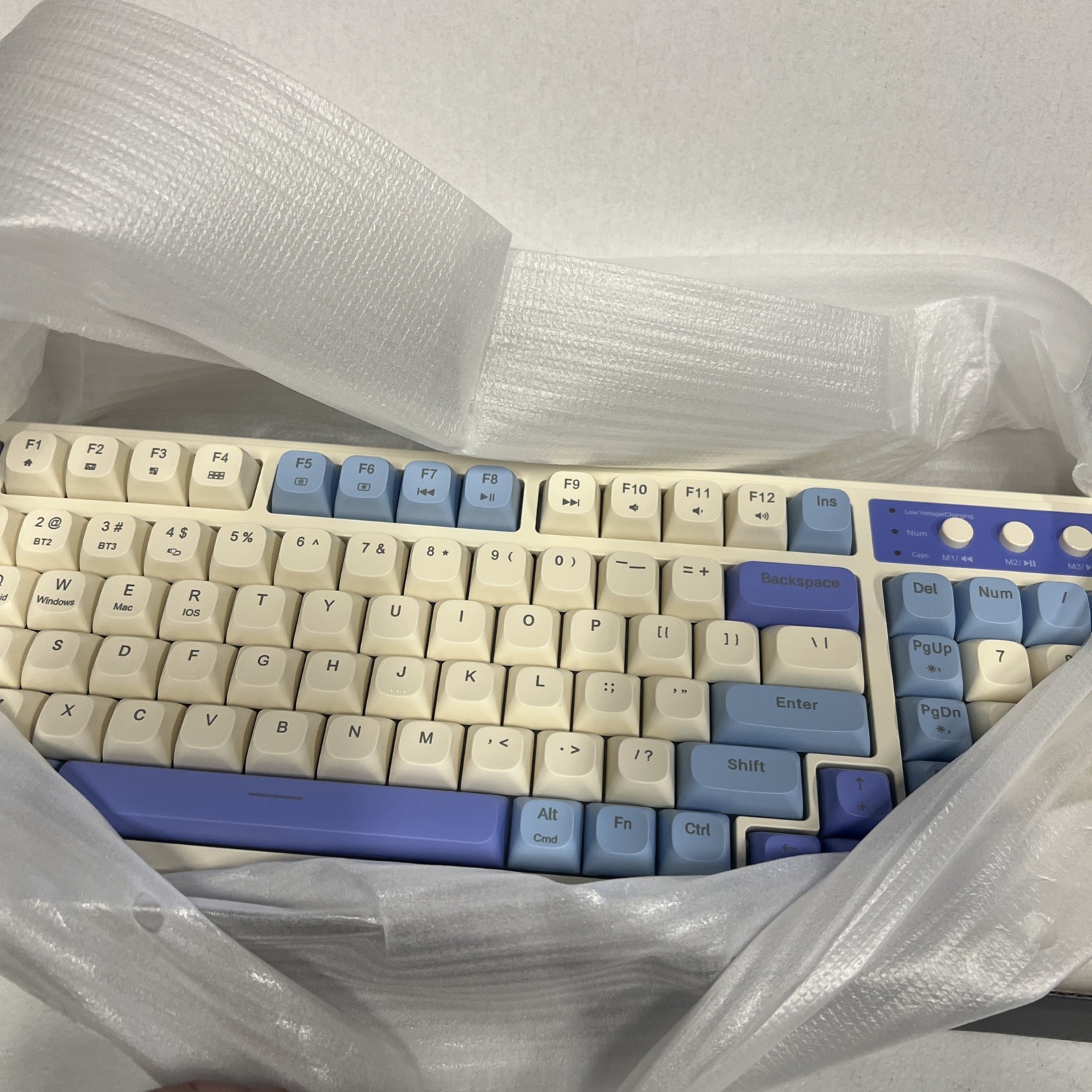 AULA S99 Key Keyboard, Tri-Mode Bluetooth/2.4GHz/USB-C Creamy Gaming OpenBox