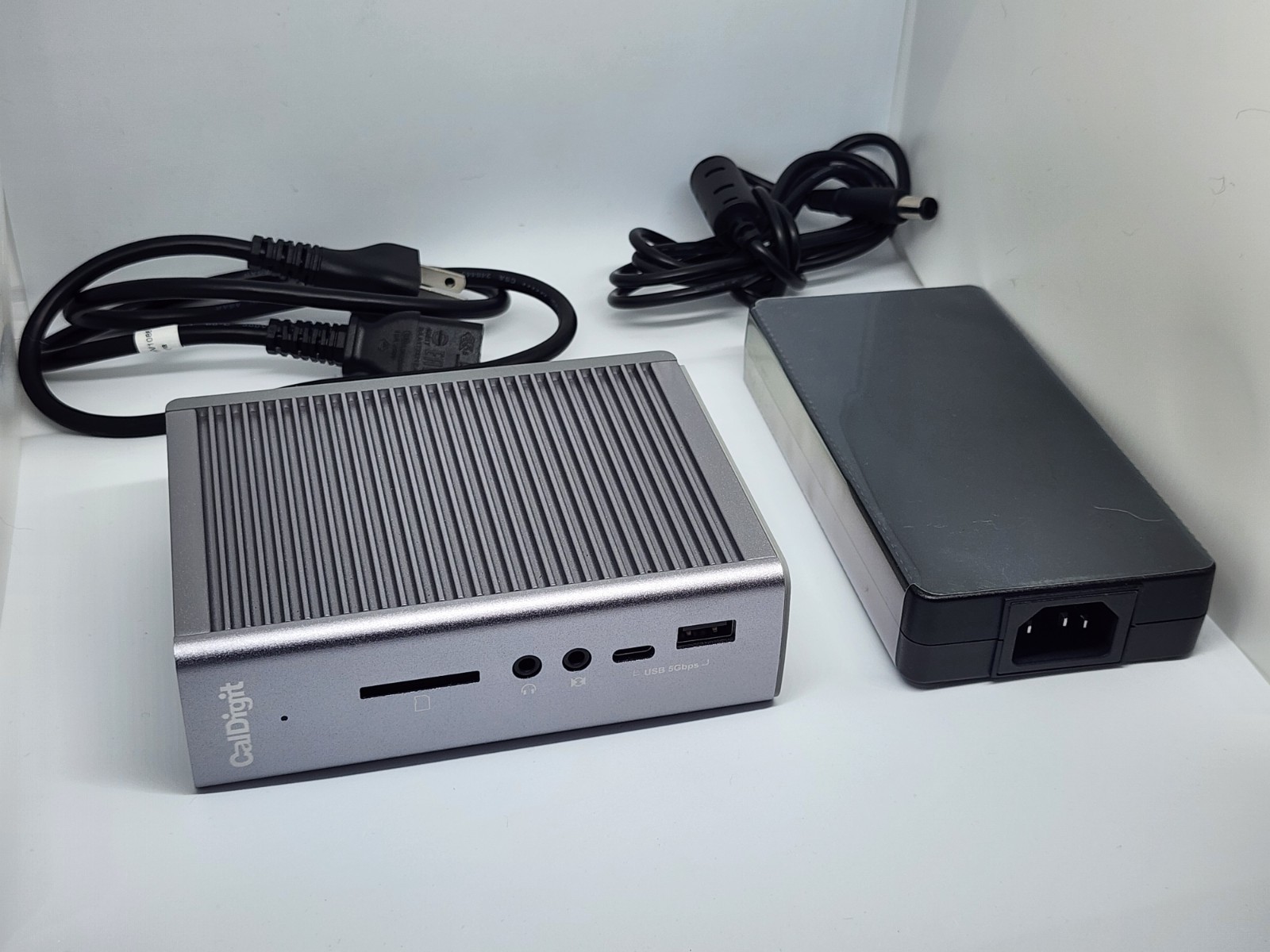 CalDigit TS3 Plus Thunderbolt 3 Docking Station 87W Charging + 180W PSU - Tested