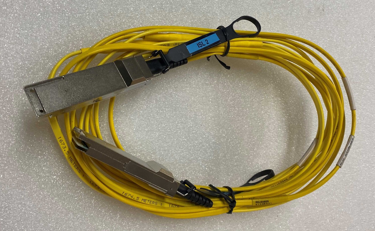 X66210A-R6 NetApp Cable 112-00374 SAS-OM4 6G QSFP 5-meter