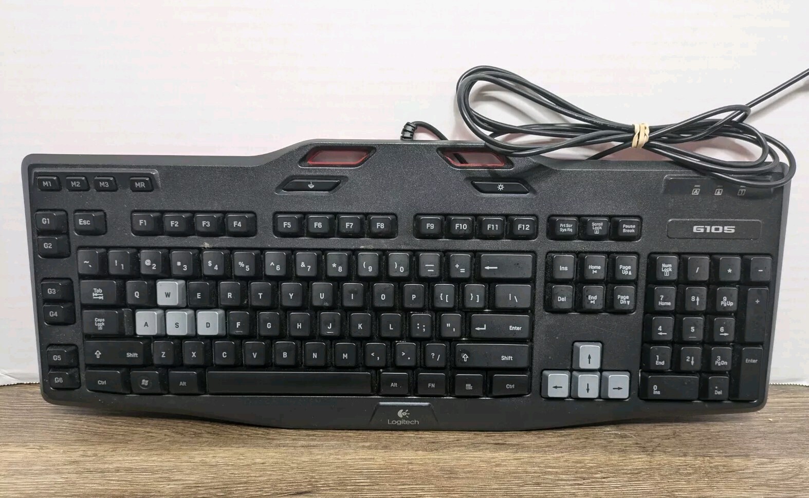 Logitech G105 820-004112 USB Gaming Keyboard Red Black Wired Computer - Tested 