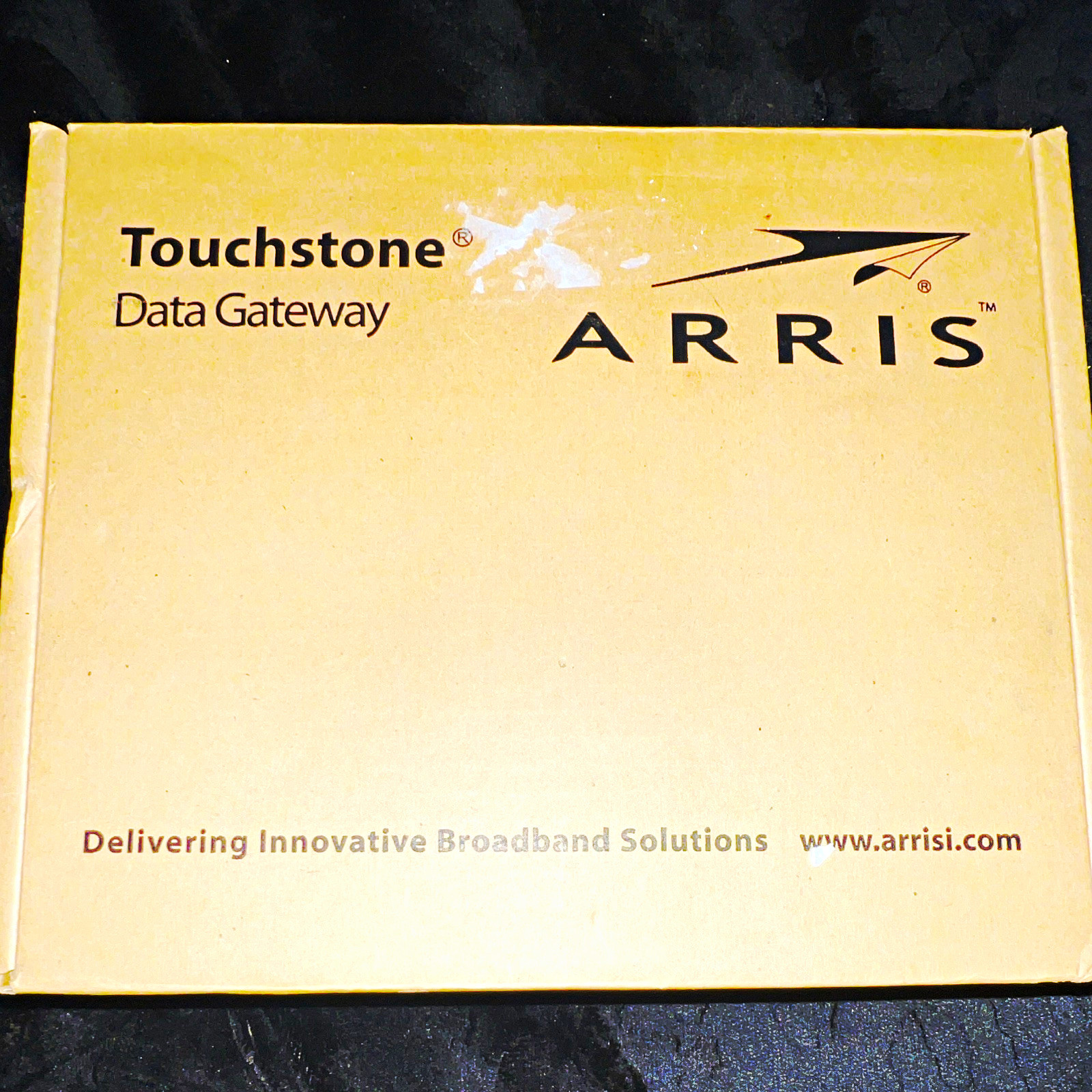 ARRIS Touchstone DG860P2 DOCSIS 3.0 Cable Modem Router Gateway WiFi 4-Port