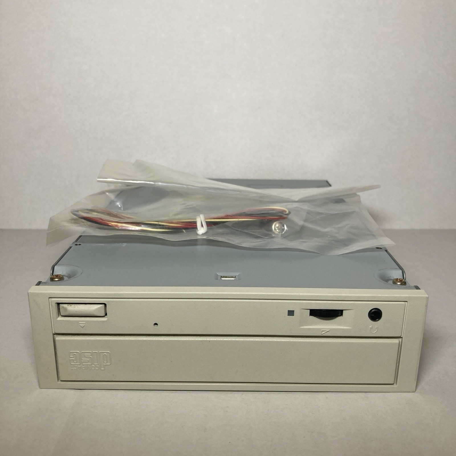 Vintage LG CD-ROM Drive | Model: CRD-8480C