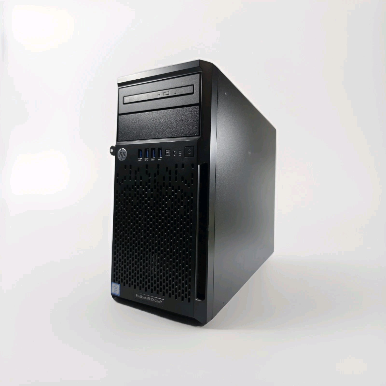 HP ProLiant ML30 Gen9 Tower Server Xeon E3-1230 v5 8GB 1TB No OS