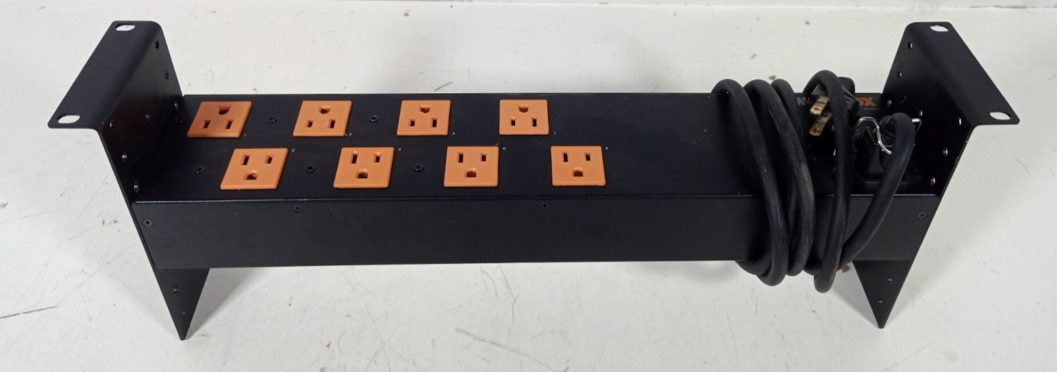 Wattbox WB-400-8 / 8 Outlet Rack Mountable Power Strip - Tested & Working