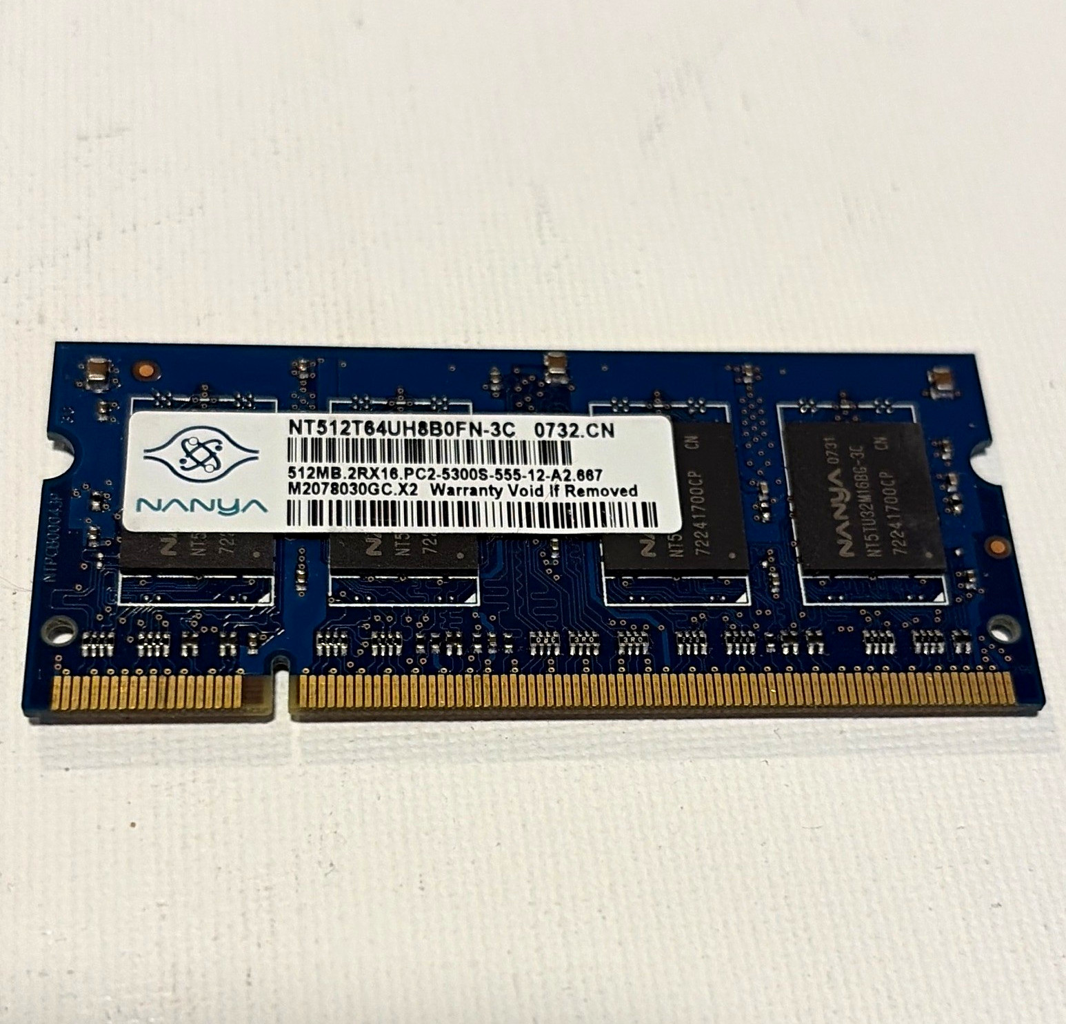 Nanya 512MB DDR2 PC2-5300S 200-Pin SO-DIMM SDRAM NT512T64UH8B0FN-3C