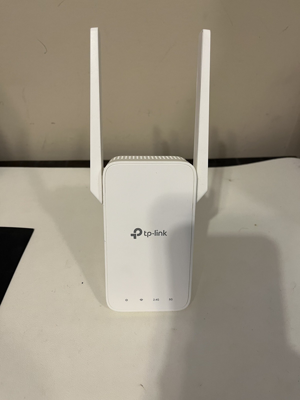 TP-Link RE315 AC1200 WiFi Extender Dual Band OneMesh 1500 Sq Ft Coverage Signal