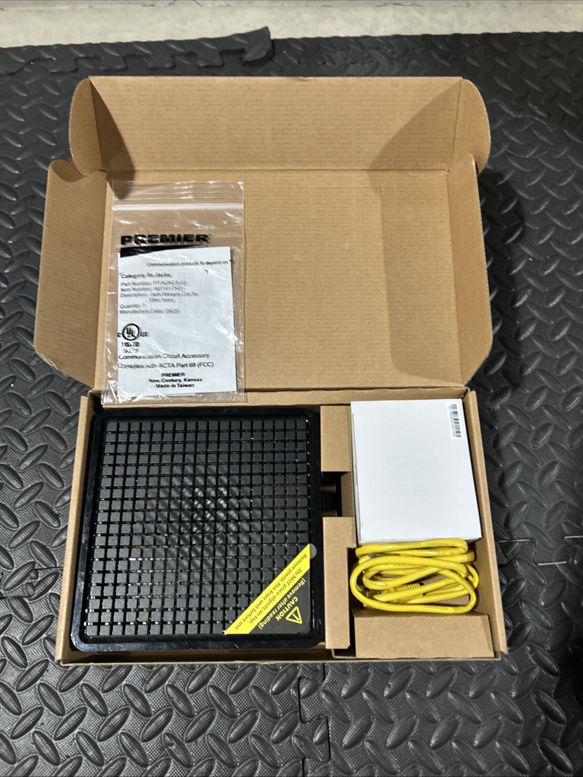 Hitron Network WiFi  Extender    HT-EMN2 2x2 802.11ac MoCA