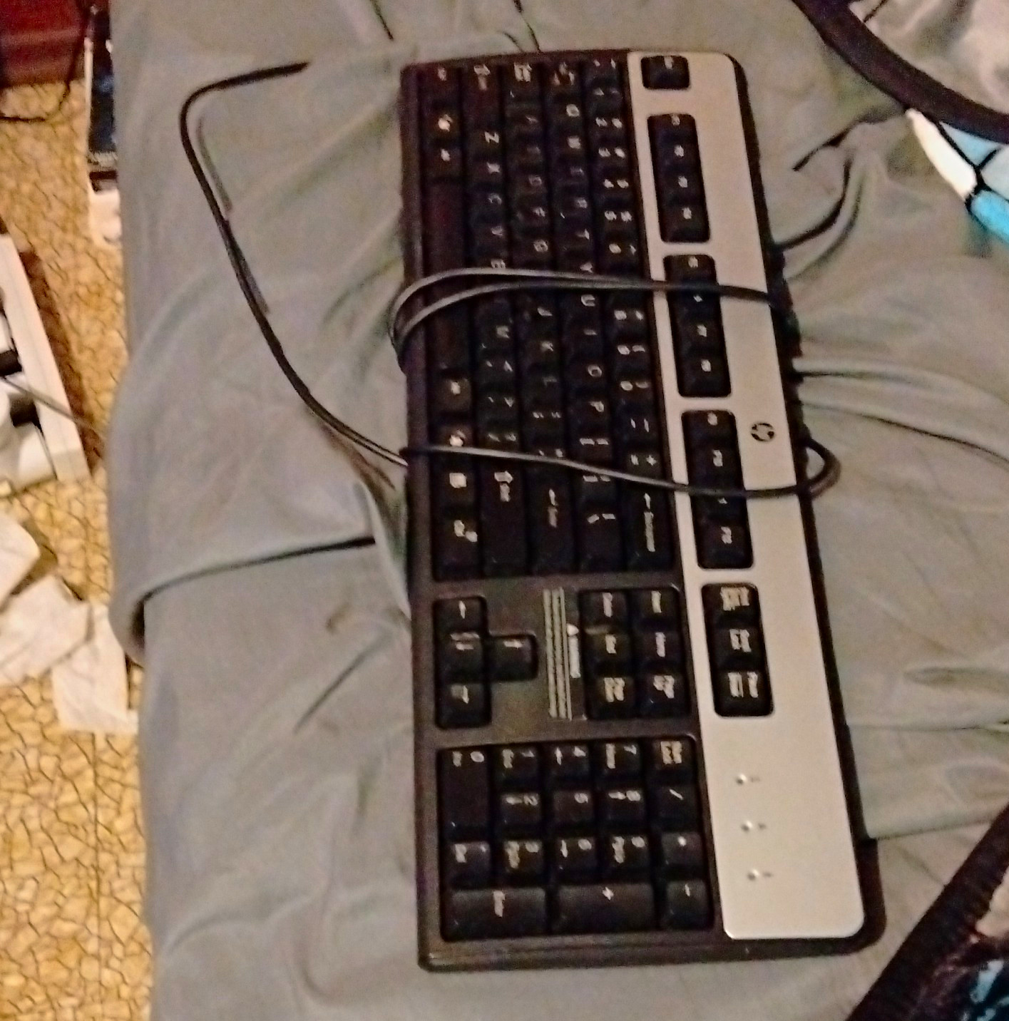 HP SK-2885 Wired Standard Keyboard Enhanced Function Keys English QWERTY