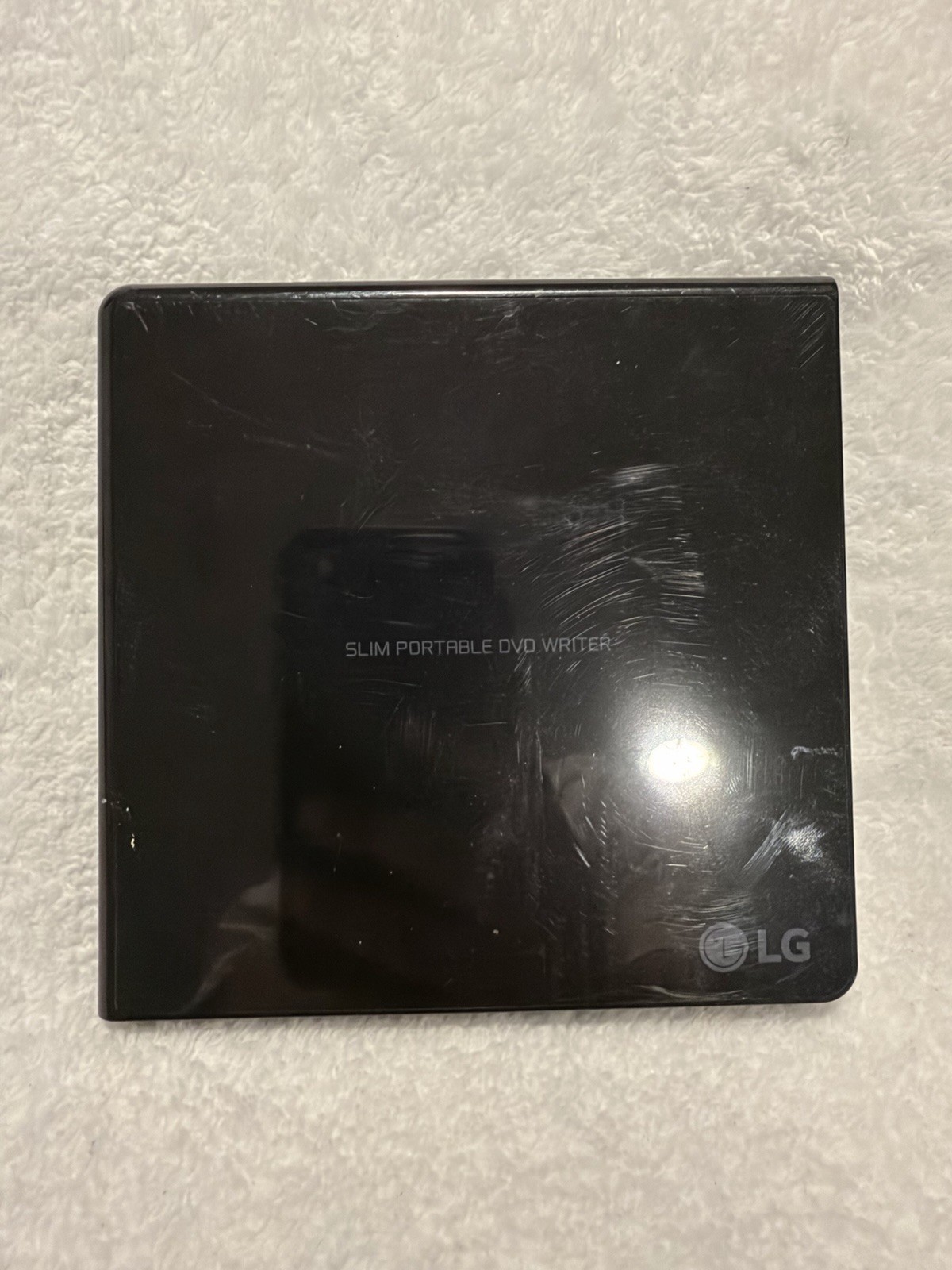LG GP65NB60 Ultra-Slim Portable External DVD Burner and Drive - Black