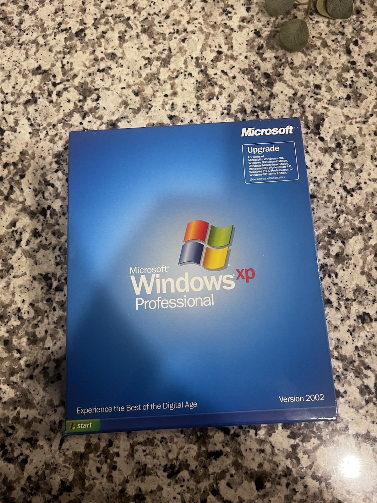 Microsoft Windows XP Professional Big Box Retail Version Vintage Software w/Key