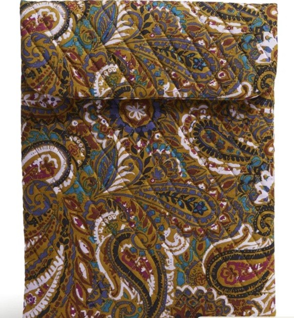 Vera Bradley Large Tech Sleeve, Buta Spray, NEW