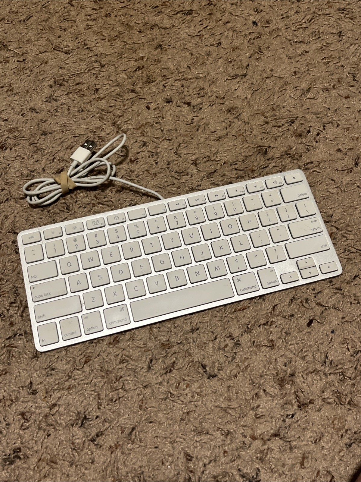 Apple Wired Keyboard A1242 Slim Aluminum USB W/ Dongle Adapter
