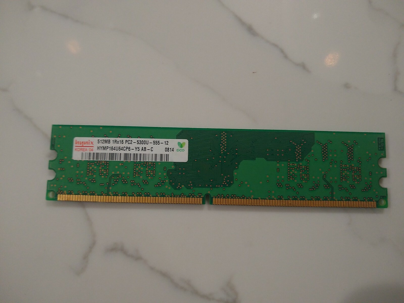 HYNIX HYMP164U64CP6-Y5 AB-C Memory512MB, 1Rx16 PC-2-5300U-555-12  Used