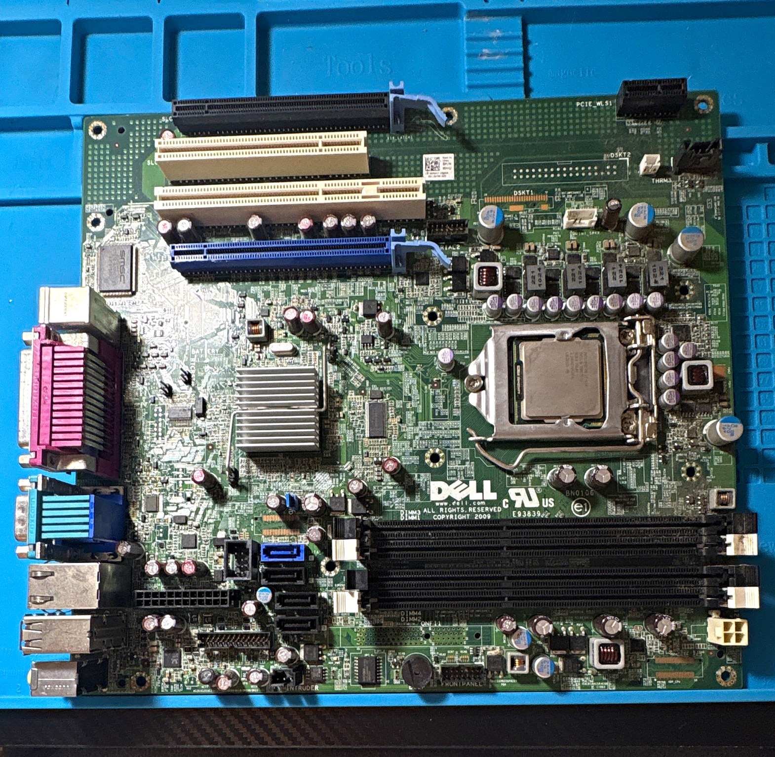 Foxconn MicroATX LGA1156 Motherboard w/ Intel Core i5-650 3.20GHz DDR3