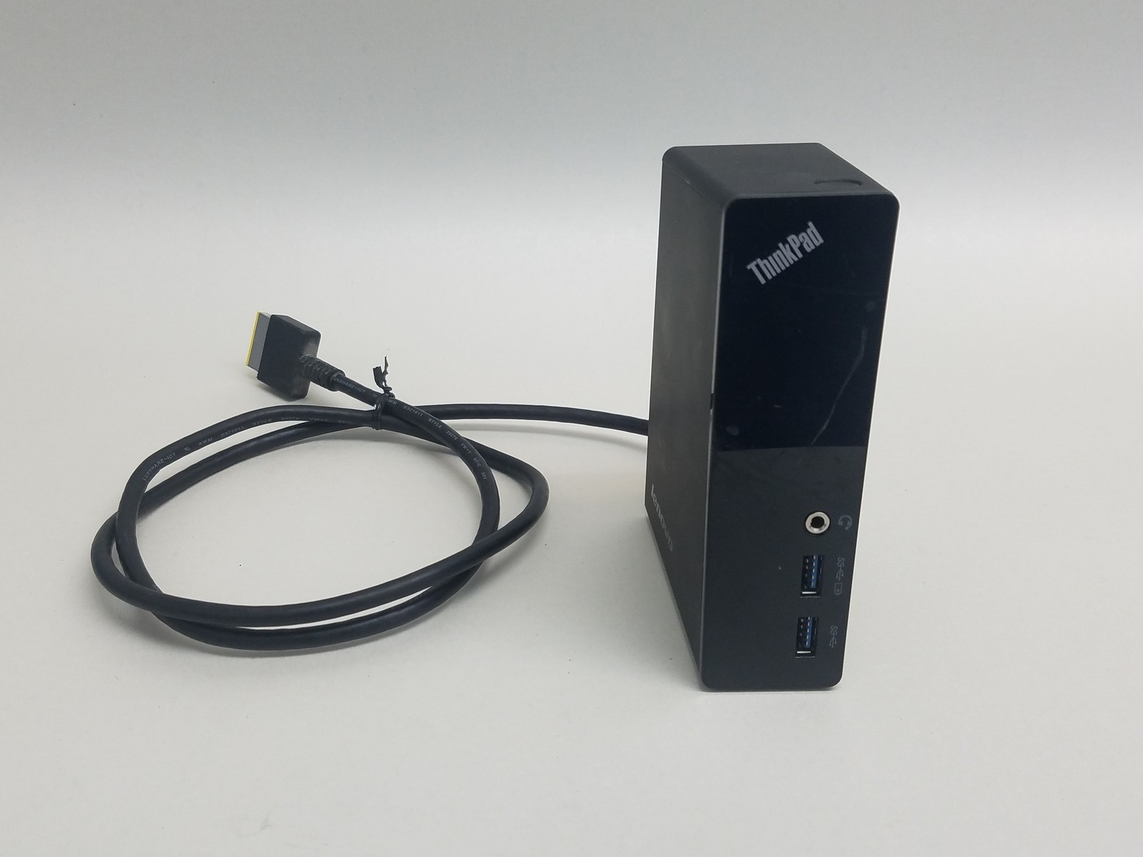 Lenovo ThinkPad OneLink Pro Docking Station DU9033S1 03X7011