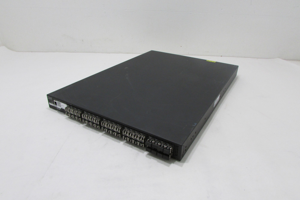 IBM 2498-B40 (NO License) SAN40B-4 8Gbps Fibre Channel Switch