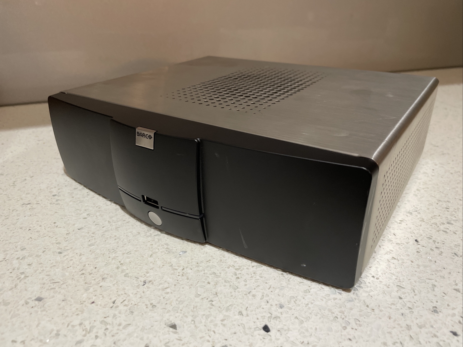 Barco ClickShare CSC-1 Wireless Presentation System R9861006BEU