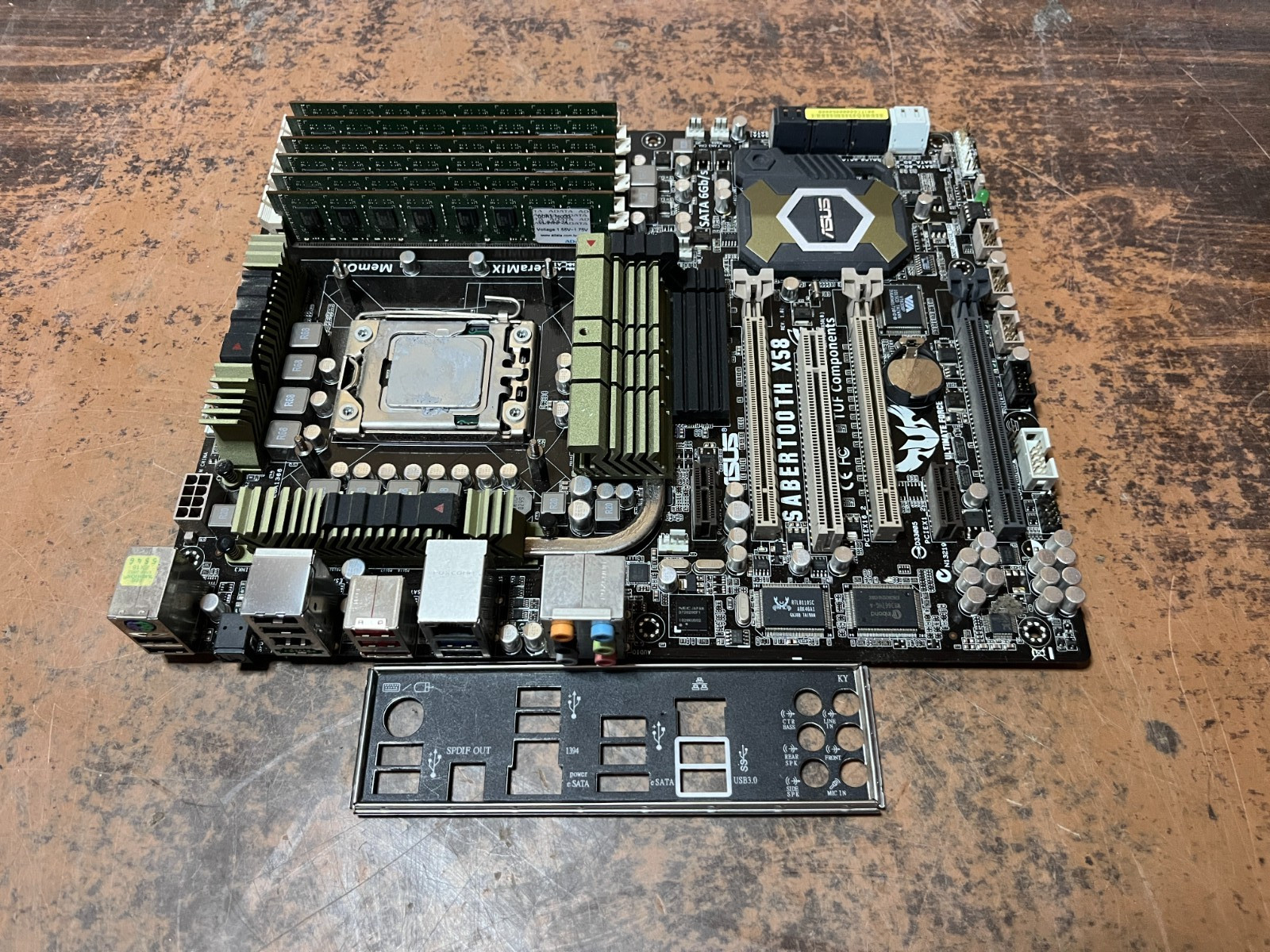 Asus Sabertooth X58 ATX DDR3 Gaming Motherboard w/ i7 CPU & 12GB RAM