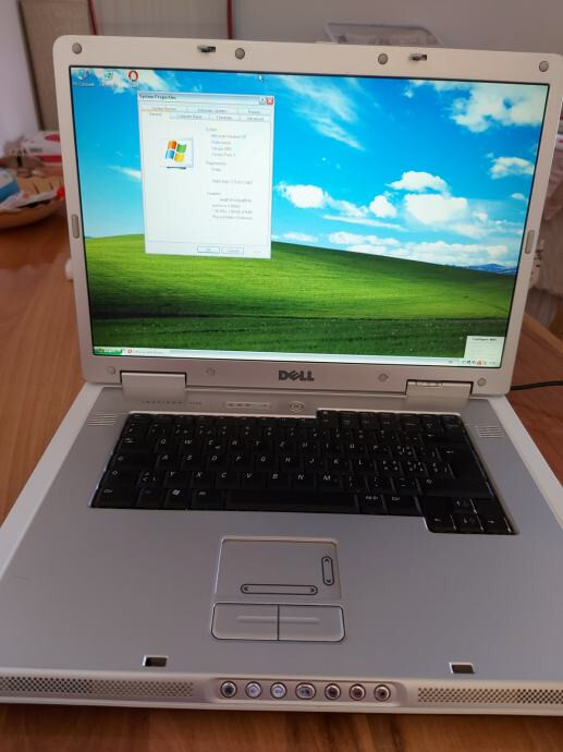HUGE SCREEN GAMER Dell Inspiron 9300 Laptop XP,  Office 2010  SSD, 2GB NwBtWkGr8