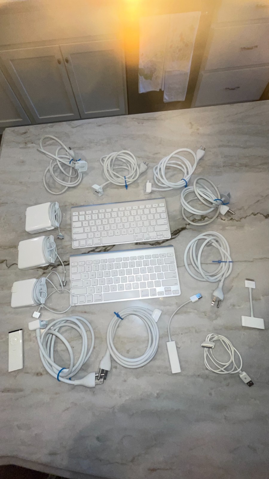 Apple Bundle inc Bluetooth Wireless Keyboard A1314 Qty 2, Power Cords, Adapters