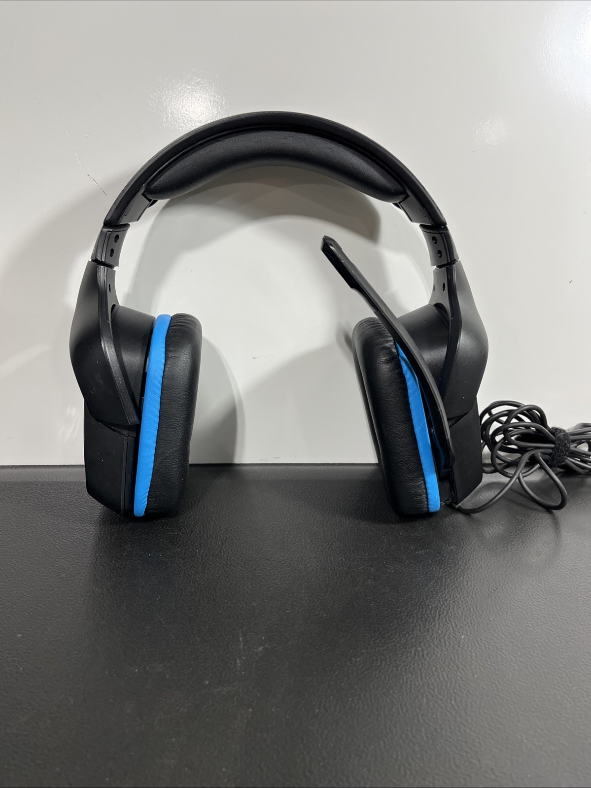 Logitech G432 3.5mm Wired Surround Sound Gaming Headset-Black/Blue