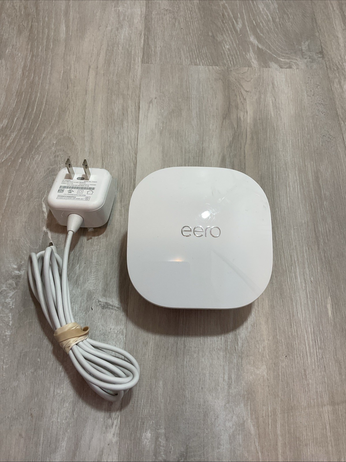 Eero J010001 AC Dual-Band Wi-Fi Mesh Router White Wireless Router