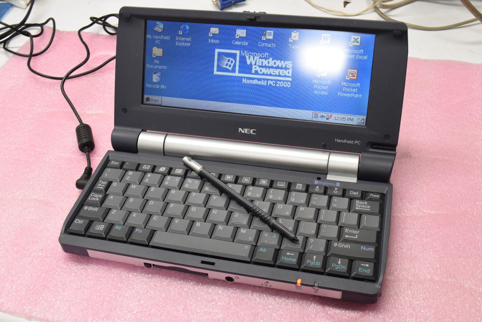 NEC MobilePro 900 MP9000 Windows CE Pocket Computer Handheld PC 64MB RAM TESTED