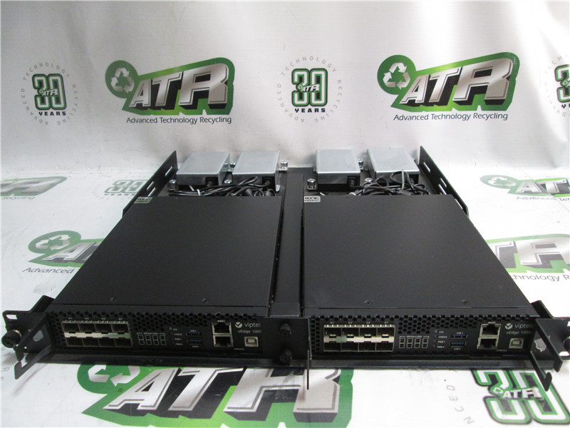 Cisco Viptela vEdge 1000 AC SD WAN Router 8 SFP Ports Console Management USB