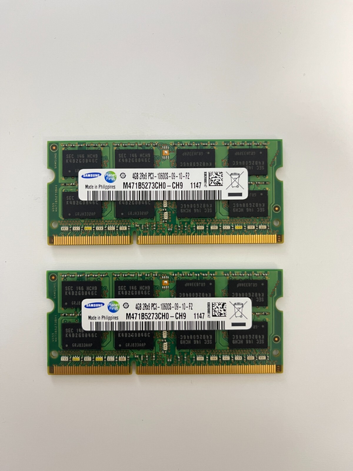 (2x) Samsung 4GB 2Rx8 PC3-10600S DDR3 Laptop Memory