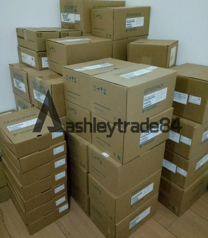 1PC Yaskawa Servo Driver SGDH-15DEY12 New