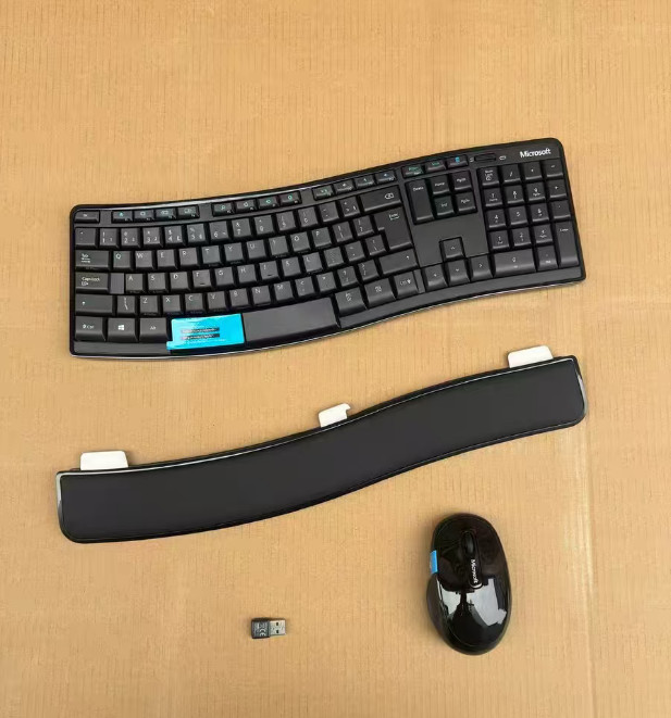 Microsoft Sculpt Comfort Desktop Keyboard and Mouse Set, UK Layout - QWERTY